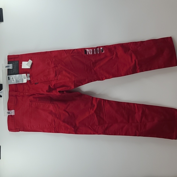 Levi's Other - Nwt. Levis 513 slim straight red jean pants